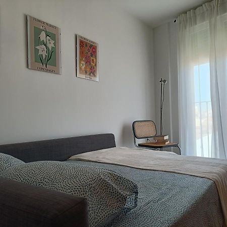 Apartamento Happy Street Socuéllamos Extérieur photo
