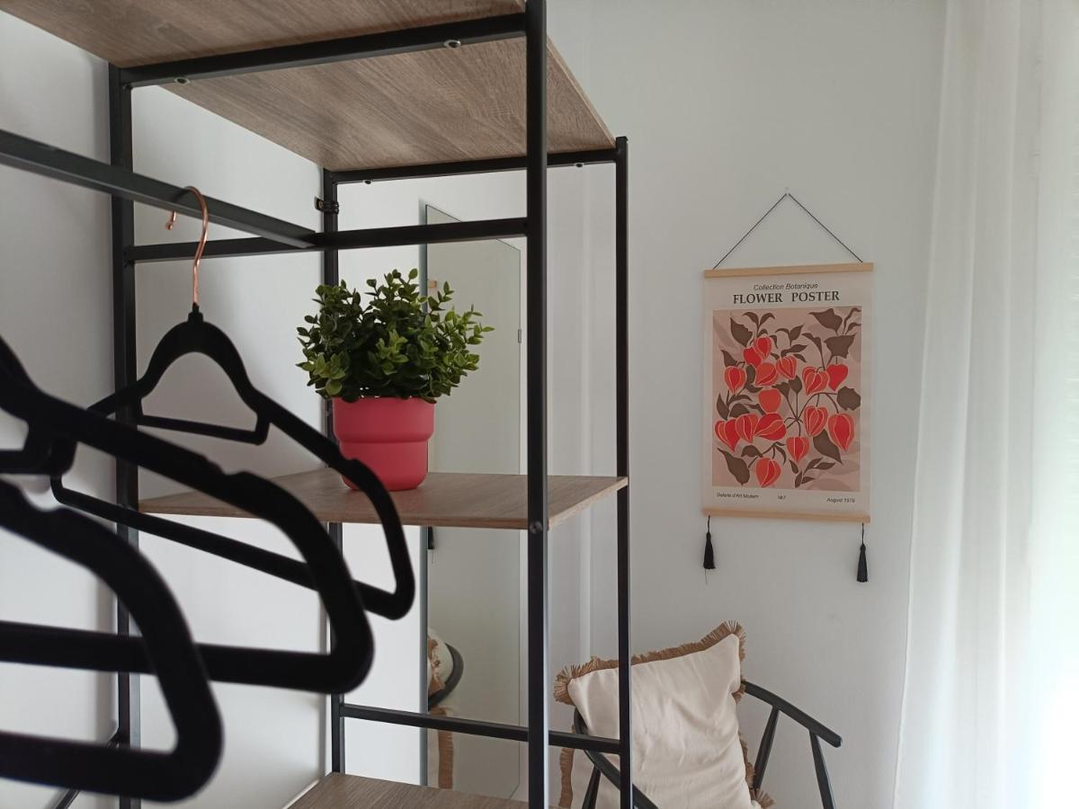 Apartamento Happy Street Socuéllamos Extérieur photo