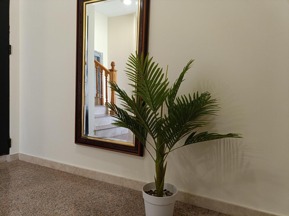 Apartamento Happy Street Socuéllamos Extérieur photo