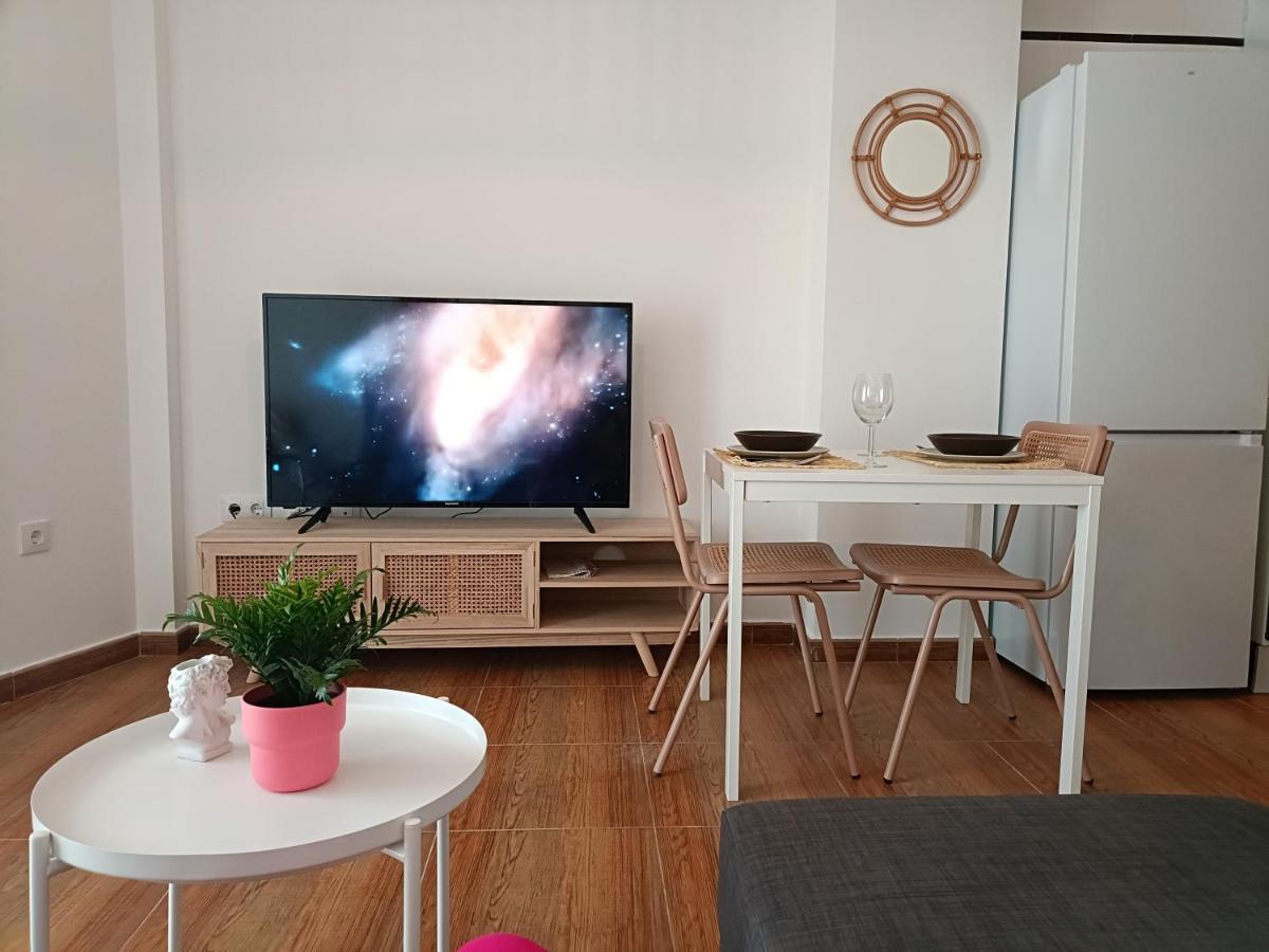 Apartamento Happy Street Socuéllamos Extérieur photo