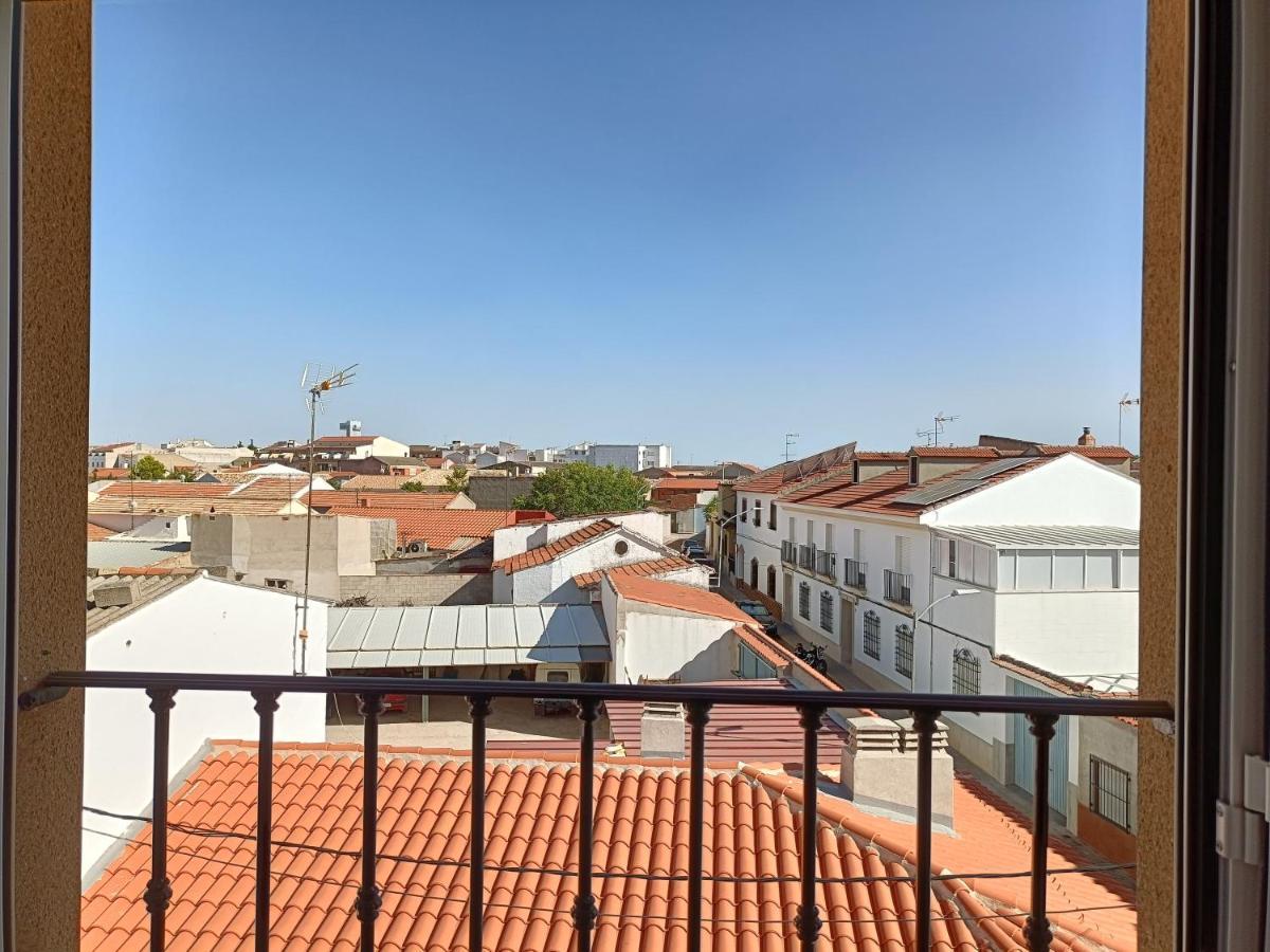 Apartamento Happy Street Socuéllamos Extérieur photo